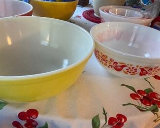Vintage Pyrex 