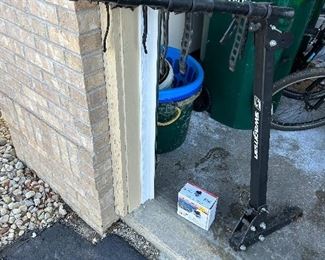 Swagman bike carrier NOTE: the Swagman adapter in its box.