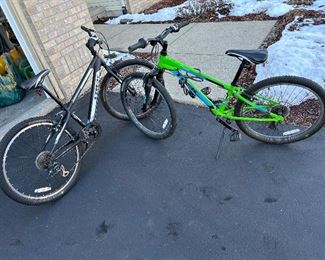 2 great TREK bikes in great condition. You have the TREK 200MT and the TREK 229MT!!