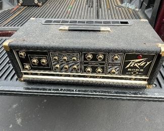 Peavey series 400 AMP
