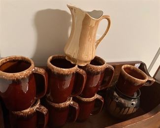 Brown drip glaze mugs