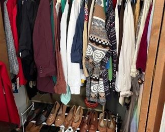 Tons of Clothing & Shoes