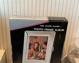 Photo Albums / Frames