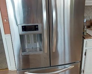 Kitchen Aid Side-by-side, stainless steel refrigerator freezer 