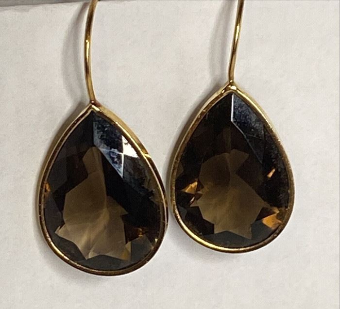 NC653 14 K GOLD, FISHHOOK EARRINGS WITH LARGE SMOKEY QUARTZ TEARDROP GEM