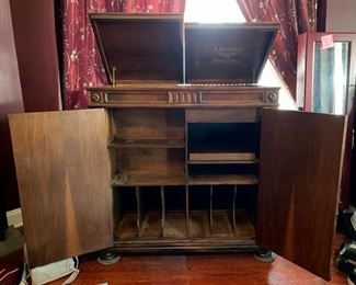 ML5005 Electrola Victor Talking Machine Co. Double Record Cabinet LOCAL PICKUP