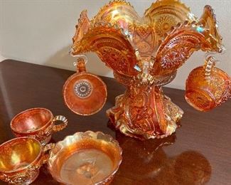 Stunning Merrigold vintage carnival glass punch bowl and 5 cups