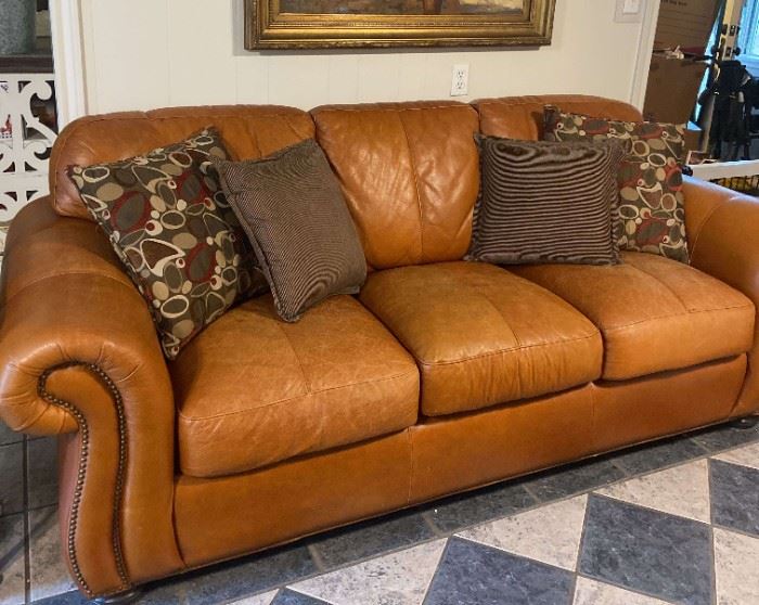 01 Haverty Leather Sofa