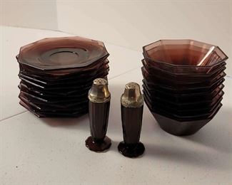 Hazel Atlas Moroccan Amethyst Bowls And Saucers