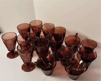 Hazel Atlas Moroccan Amethyst Glasses And Teacups