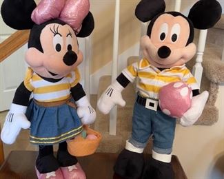 Easter Mickey and Minnie Dolls 