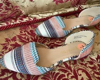 Women's Shoes Size 7-7.5 