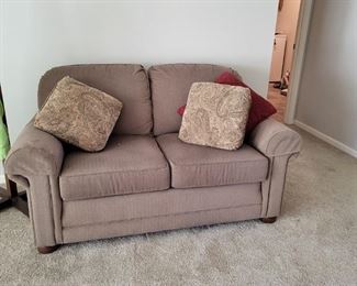 SMITH BROS. LOVE SEAT