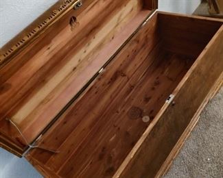 Lane cedar chest