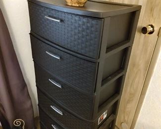 Sterlite storage units.  2 units are stacked here.  