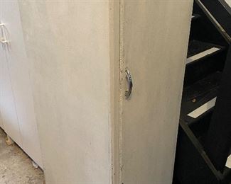 VINTAGE DEEP CABINET