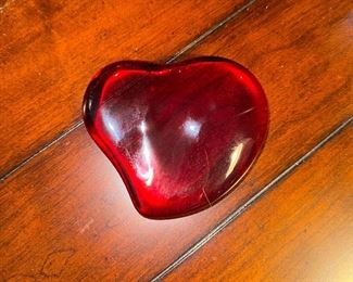 TIFFANY & CO RED HEART PAPERWEIGHT