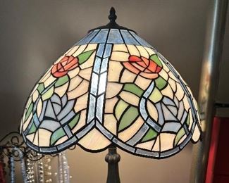 TIFFANY STYLE TOUCH LAMP