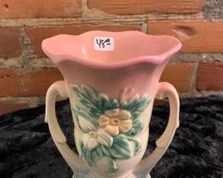 Hull pottery 1970 wildflower vase