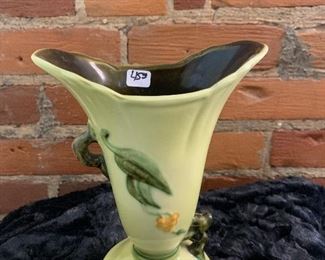 Hull pottery Woodland vase W6