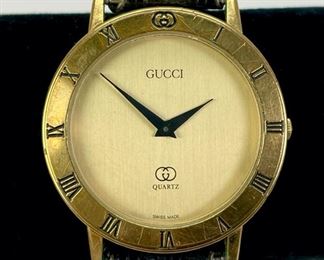 Vintage Gucci 3001M Gold Plated Quartz Wristwatch Ref. 160-396 W/ Gucci Giftbox