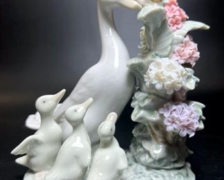 Lladro #1439 Duck Ducklings Snail Mint Condition