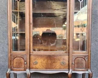 Fancy Antique Display China Cabinet Lion Paw Feet Brass Hardware
