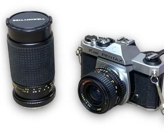 Vintage Pentax K1000 Asahi 35mm Film Camera w/ a Bell & Howell 28mm F/2.8 Pentax Pk Mount and a Bell & Howell 80-200mm 4.5 Macro Lens - Camera and lens are untested but appear to be in great cosmetic condition! See photos for conditions 