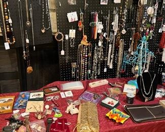 Lots of jewelry