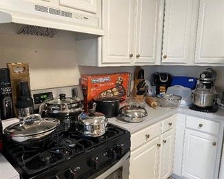 Kitchen Aid mixer, Keurig