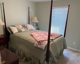 Queen mahogany pencil post bed, x-long