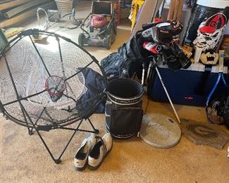 Callaway golf clubs, chipping net