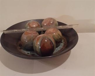 Ceramic bowl (12 in) and (5) Ceramic balls