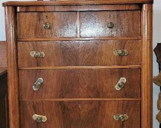 Antique gentleman's chest