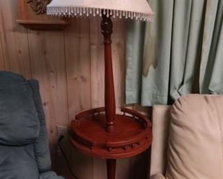 Vintage Floor Table Lamp - I keep using the word Vintage, everything in this house is Vintage!