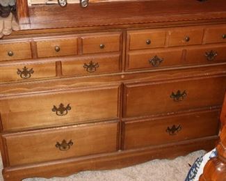6 Drawer Maple Dresser