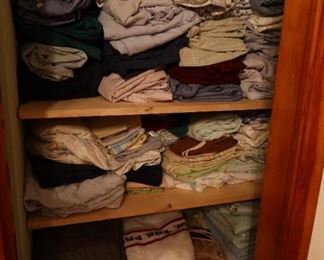 Sheets - Towels - Pillow Cases