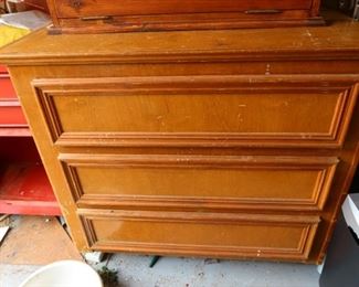 3 Drawer Dresser