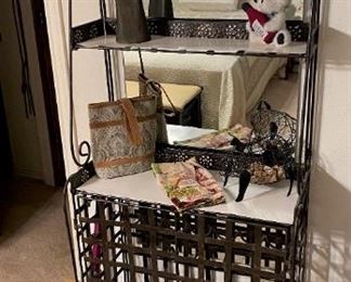 AWESOME METAL WINE RACK.