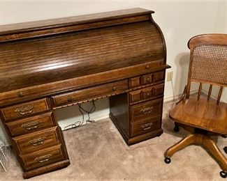 BEAUTIFUL ROLL TOP DESK AND CHAIR.