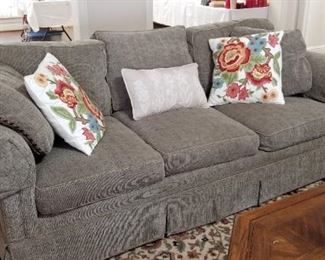 6' Cloth upholstered sofa in good condtion.