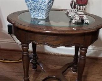 Great side table.  Beautiful blue and white jar and nice pair of candle holders with candles.