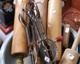 A great assortment of Vintage kitchen pieces including wonderful old rolling pins. 