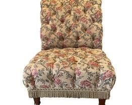 $190 USD     Domain Furniture Tufted Scrolled Back Slipper Chair LA178-6     Description: Slipper chairs, like this one, are such a versatile option for your home. You can pull it up to the dining room table for an elegant touch, keep it in front of your vanity, or add it to your living room ensemble as a spare seat. This chair is founded atop an armless frame crafted from solid and engineered wood, with turned legs. 
Dimensions: 30 x 39 x 41"H
Condition: Very good condition
Local pick up Potomac, MD.  Located on first floor.  Contact us for shipper suggestions.    https://goodbyhello.com/products/la178-6?_pos=19&_sid=7cd389f6e&_ss=r