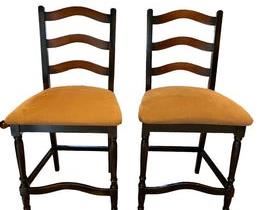 $110 USD      Set of 3 Italian Made Oil Rubbed Counter Stools LA178-19     Description: Please note, there are THREE counter stools.  Each one crafted in Italy.  All with oil rubbed finish. 
Dimensions: 20.5 x 17.5 x 41.5"H  Seat Height 26.5"
Condition: Good condition.  A few minor wear marks. 
Local pick up Potomac, MD.  Located on first floor.  Contact us for shipper suggestions.      https://goodbyhello.com/products/la178-19?_pos=27&_sid=7cd389f6e&_ss=r