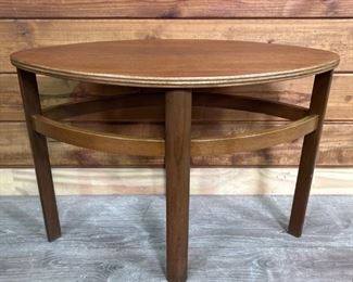 Nathan Furniture Mid Century Modern Side Table 1/2