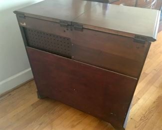 Stereo Cabinet (gutted) 