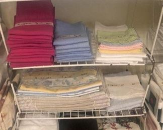 Placemats, napkins, towels