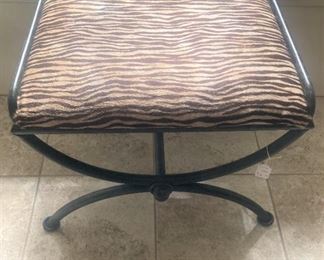 Upholstered vanity bench