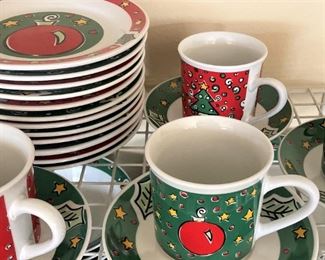 Fun Christmas dishes - service for 12